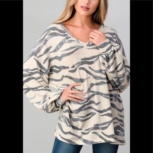 NWT Plus Brushed Zebra Top